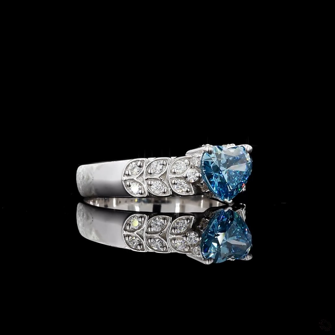 Blue Topaz Heart Ring 3