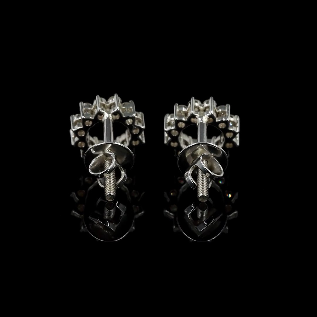 Circle Diamond Stud Earrings 4