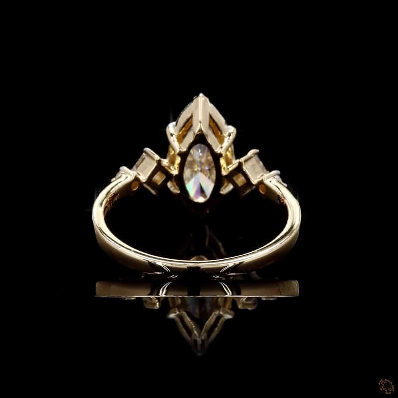 Marquise Graduated Ring 4