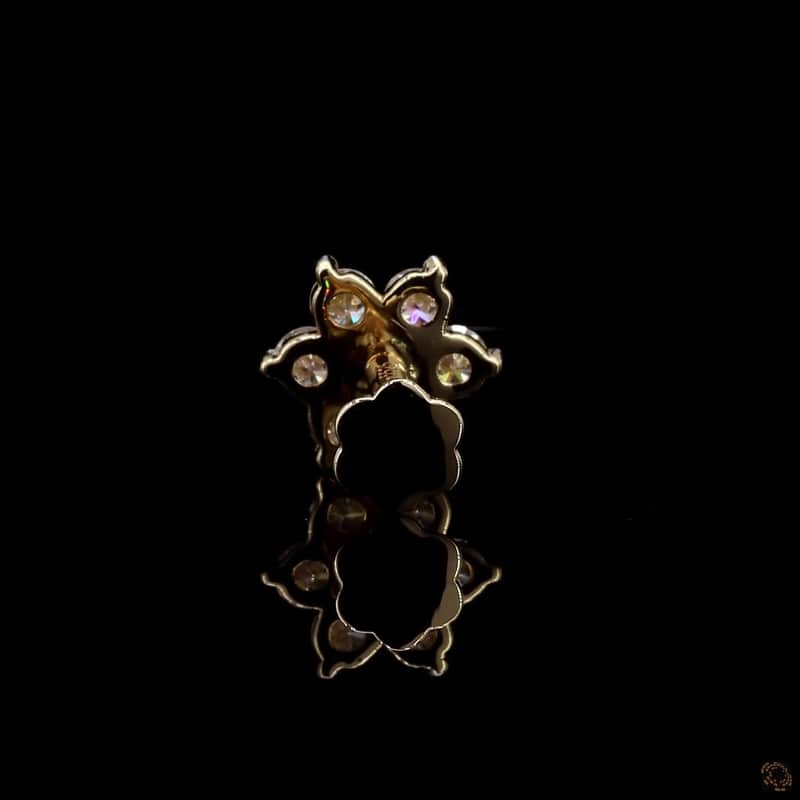 Round Diamond Flower Nose Pin 4