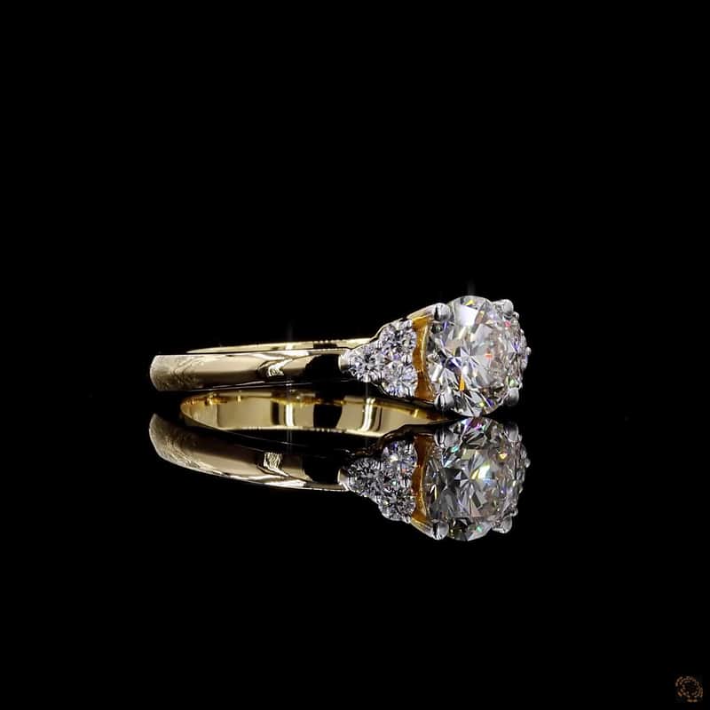 Tapered Cluster Diamond Ring 2