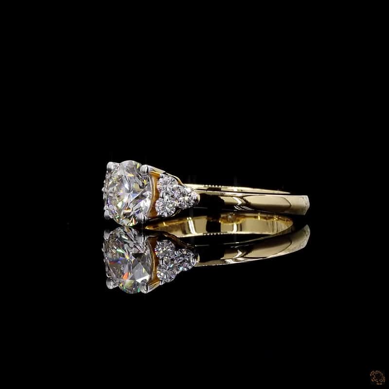 Tapered Cluster Diamond Ring 3