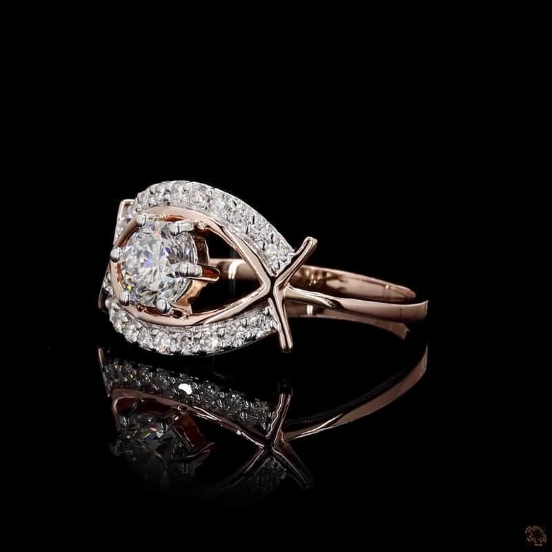 Eye Motif Diamond Ring 4