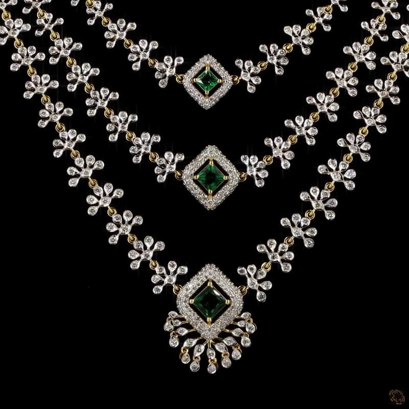 Triple Rhombus Emerald Necklace 2