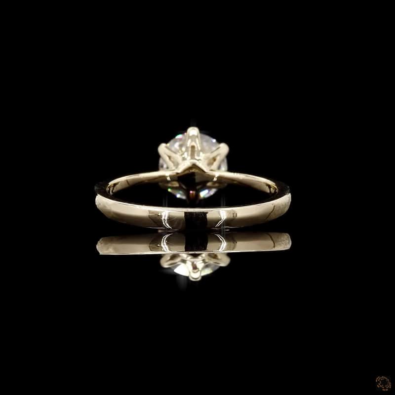 Round Solitaire Ring 4