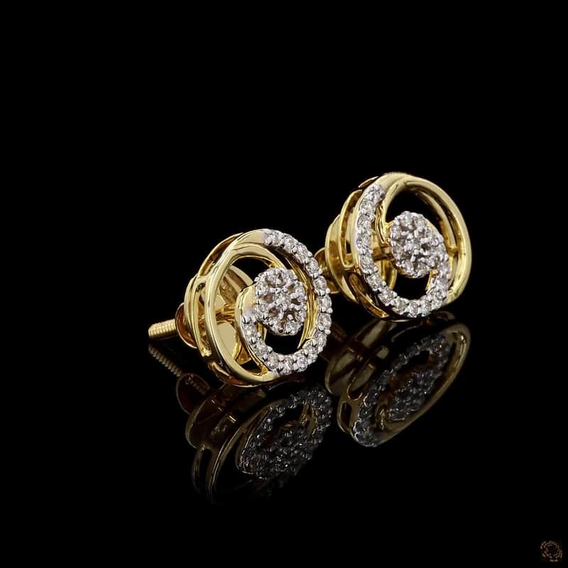 Spiral Pavé Stud Earrings 2