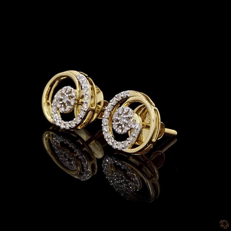 Spiral Pavé Stud Earrings 3